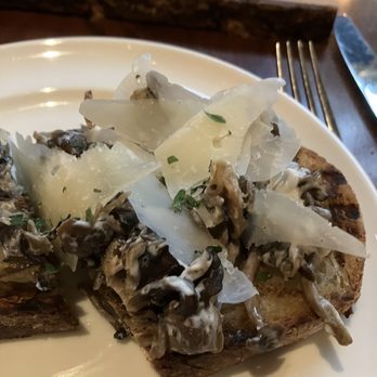 Mayrose - Pecorino Mushroom toast close-up - New American Near Me - Portland, Oregon Mayrose - Pecorino Mushroom toast close-up - New American Near Me - Portland, Oregon
