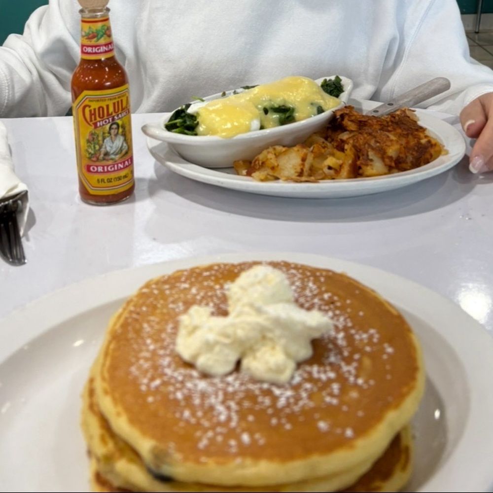 Blueberry Full Stack Popeye Benedict Blueberry Full Stack Popeye Benedict