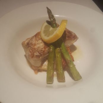 Bistro 234 - Alaskan halibut with asparagus and (to die for) parmesan crusted au gratin potatoes - New American Near Me - Turlock, California