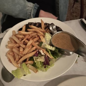 Tournesol - Steak and frites - French Near Me - Long Island City, New York