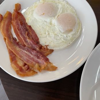 Lady C’s - Breakfast & Brunch Near Me - Tarzana, California