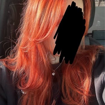 Chicc Hair Studio - Hair Salons Near Me - Hauppauge, New York