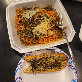 Purple Toad Social Tap - a plate of pasta and a fork - Sports Bars Near Me - Peyton, Colorado Purple Toad Social Tap - a plate of pasta and a fork - Sports Bars Near Me - Peyton, Colorado