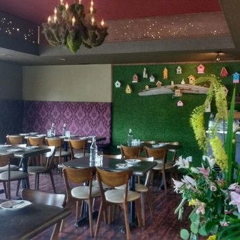 Nudi - Restaurant atmosphere - Asian Fusion Near Me - Portland, Oregon