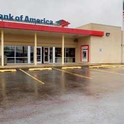 Bank of America Financial Center - Storefront