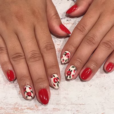 M&M studio nyc Nails and Eyelashes by null