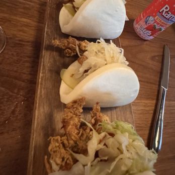 Uchibā Austin - soft shell crab bao - Cocktail Bars Near Me - Austin, Texas Uchibā Austin - soft shell crab bao - Cocktail Bars Near Me - Austin, Texas
