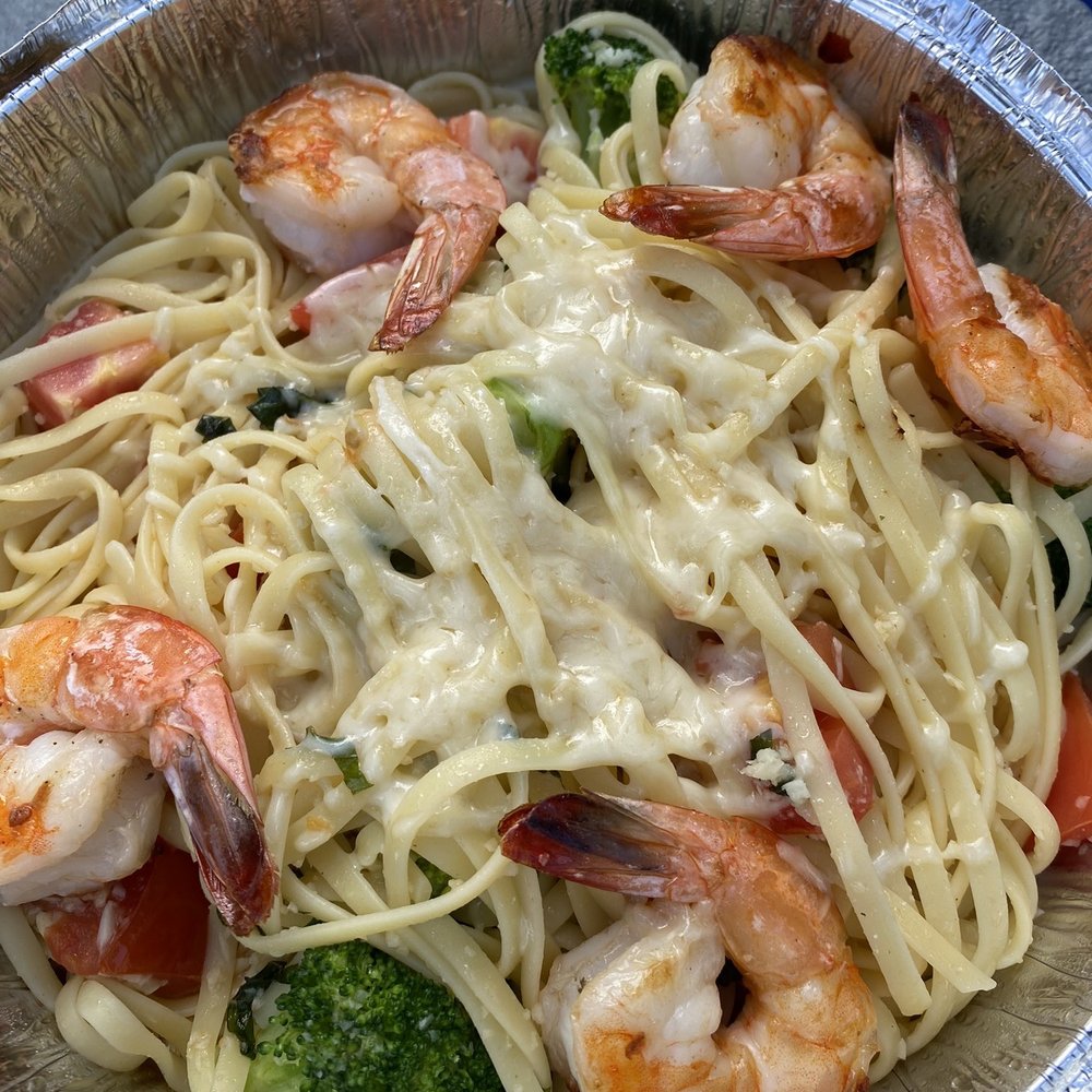 Fernando's Grille - Shrimp linguine - American Near Me - Hightstown, New Jersey