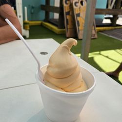 Surfin' Turtle Ice Cream Shoppe - Pumpkin soft serve ice-cream. Yum!!!