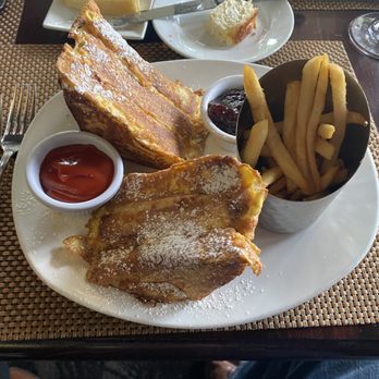 The Stockpot Restaurant - Monte Cristo - Seafood Near Me - Beaverton, Oregon The Stockpot Restaurant - Monte Cristo - Seafood Near Me - Beaverton, Oregon