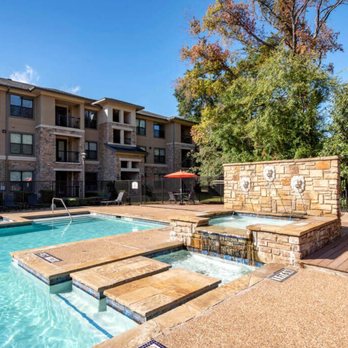 The Bridges on Kinsey - Apartments Near Me - Tyler, Texas The Bridges on Kinsey - Apartments Near Me - Tyler, Texas