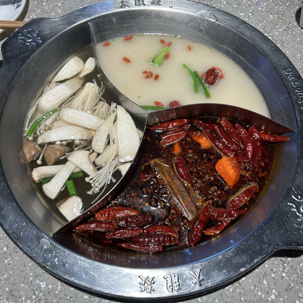 Da Long Yi Hot Pot - Herb, mushroom, extra spicy - Szechuan Near Me - Long Island City, New York Da Long Yi Hot Pot - Herb, mushroom, extra spicy - Szechuan Near Me - Long Island City, New York