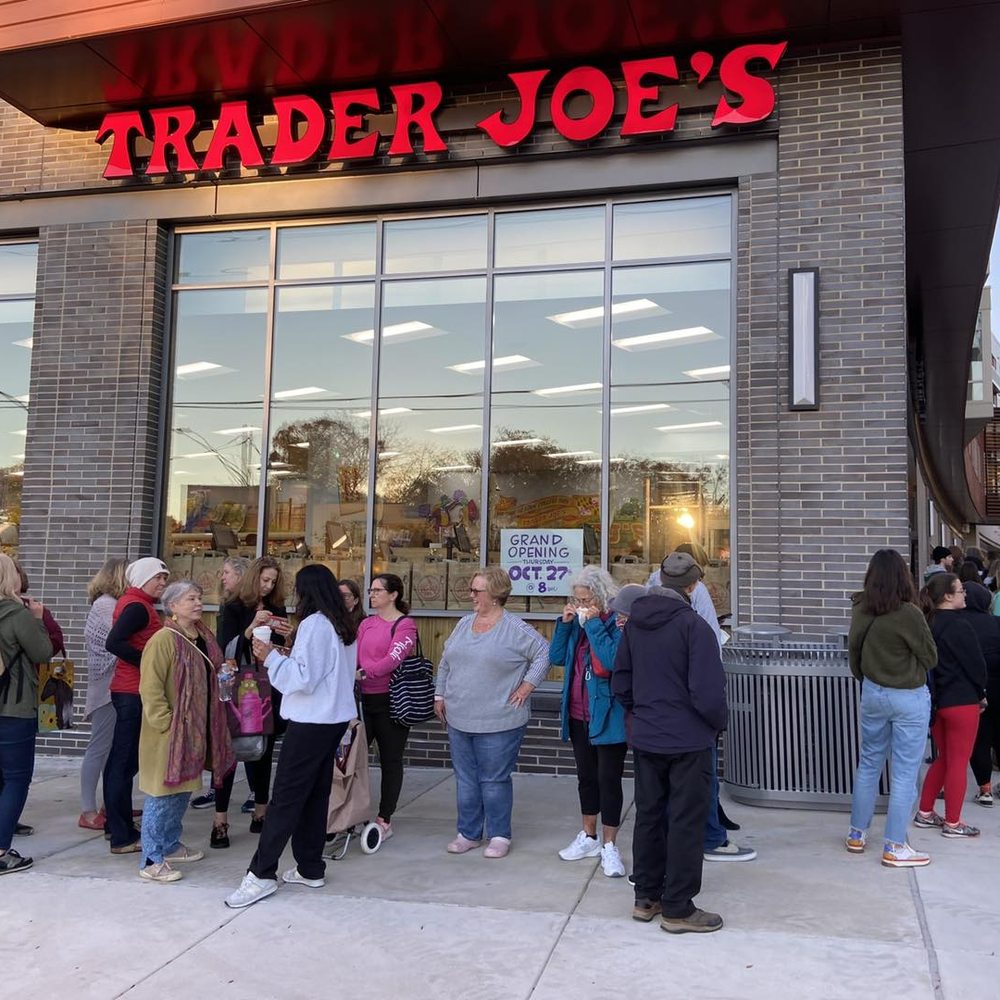 Opening Day wait line Opening Day wait line