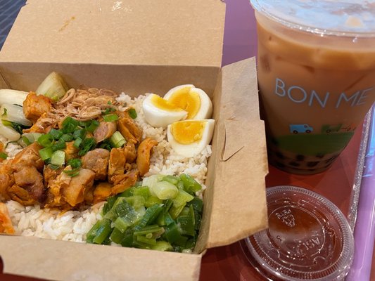 Bon Me - Harvard Smith Campus Center by null