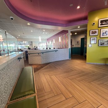 Denica’s Real Food Kitchen - Interior - waiting area - Breakfast & Brunch Near Me - Pleasanton, California Denica’s Real Food Kitchen - Interior - waiting area - Breakfast & Brunch Near Me - Pleasanton, California