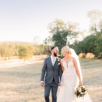 Asteria Florals - Bridal bouquet and boutonniere - Florists Near Me - Sacramento, California Asteria Florals - Bridal bouquet and boutonniere - Florists Near Me - Sacramento, California