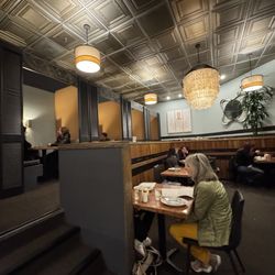 Willi's Seafood & Raw Bar - Booth view from restaurant main floor level