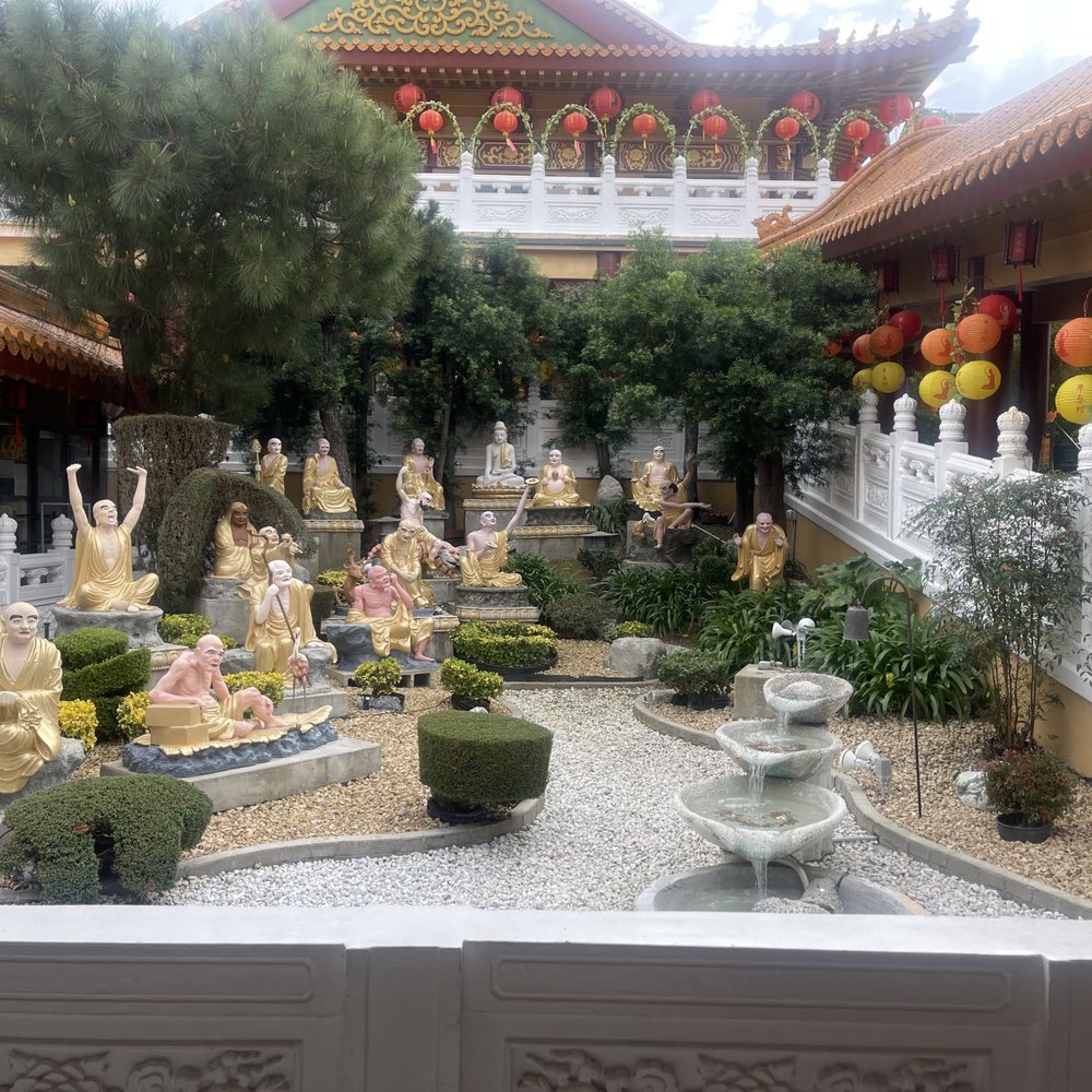 Hsi Lai Temple - Buddhist Temples Near Me - Hacienda Heights, California
