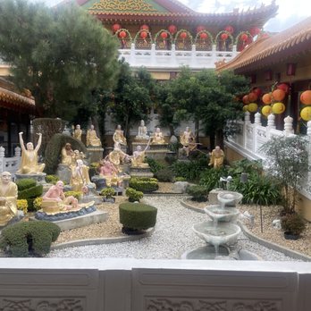 Hsi Lai Temple - Buddhist Temples Near Me - Hacienda Heights, California