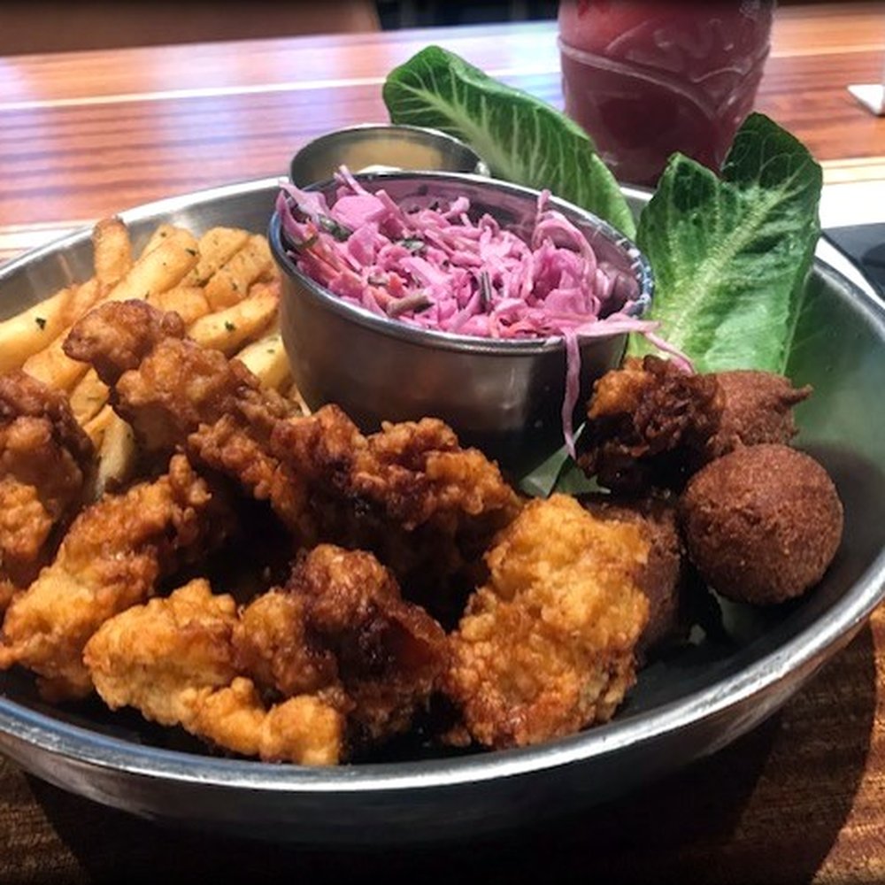 1229 Shine - Fry basket with oysters - Seafood Near Me - Myrtle Beach, South Carolina