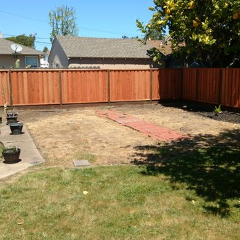 Alfaro's Construction Services - Before-Back Yard - General Contractors Near Me - Berkeley, California Alfaro's Construction Services - Before-Back Yard - General Contractors Near Me - Berkeley, California