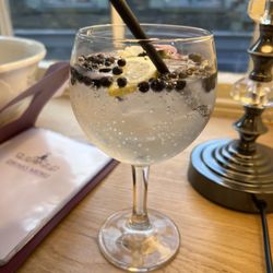 The Priest Hole Eating House - Gin and tonic with juniper berries