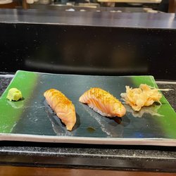 Aze Sushi - Flamed salmon belly