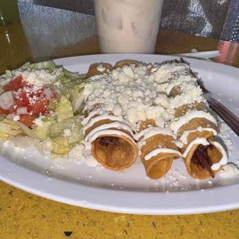 No Sabo Restaurant - 3 Piece Flautas (Beef) - Cafes Near Me - San Fernando, California No Sabo Restaurant - 3 Piece Flautas (Beef) - Cafes Near Me - San Fernando, California