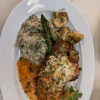 Porta’Vino - Veal with risotta was OK, veal was a little rubbery and seasoning didn't match with risotto although both were good - Pizza Near Me - Houston, Texas