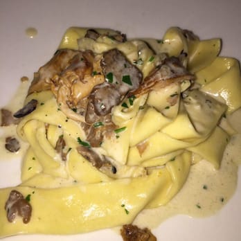 Mistral - Perfectly cooked pasta with chanterelles - French Near Me - Sherman Oaks, California Mistral - Perfectly cooked pasta with chanterelles - French Near Me - Sherman Oaks, California