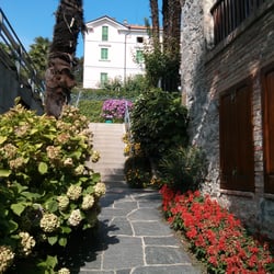 Parkhotel Continental - Path to the swimming pool