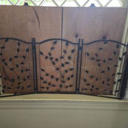 Eureka Glass - A barrier screen purchased from Chewy.
