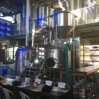 OHSO Brewery- Gilbert - cool spot for a larger group to sit - Breweries Near Me - Gilbert, Arizona OHSO Brewery- Gilbert - cool spot for a larger group to sit - Breweries Near Me - Gilbert, Arizona