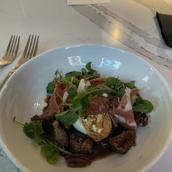 Glass Light - Buratta and Fig - New American Near Me - Norfolk, Virginia