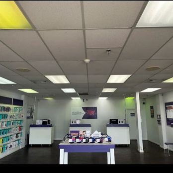 Metro by T-Mobile - Mobile Phones Near Me - Union City, Tennessee