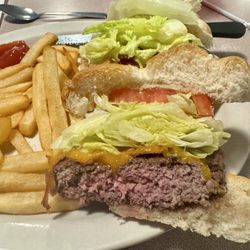 Countryside Family Restaurant - Burger