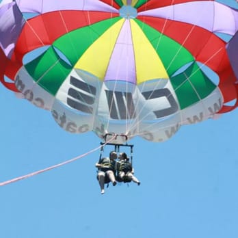 X-Treme Parasail - Kisses! :) - Parasailing Near Me - Honolulu, Hawaii X-Treme Parasail - Kisses! :) - Parasailing Near Me - Honolulu, Hawaii