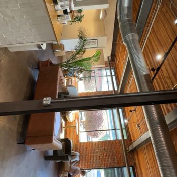 Bold Coffee - Interior seating - Coffee & Tea Near Me