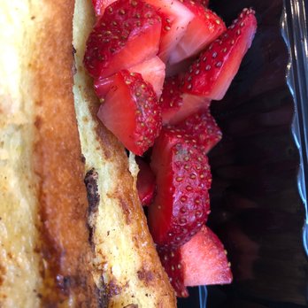 Oxford Cafe - Mold on strawberries - Breakfast & Brunch Near Me - New York, New York Oxford Cafe - Mold on strawberries - Breakfast & Brunch Near Me - New York, New York
