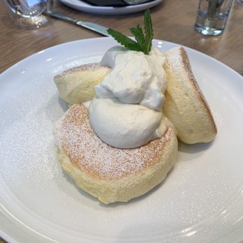 Flipper’s - soufflé pancakes - Pancakes Near Me - New York, New York Flipper’s - soufflé pancakes - Pancakes Near Me - New York, New York