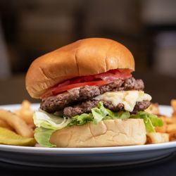 Streetlight Kitchen and Bar - Streetlight Smash Burger
