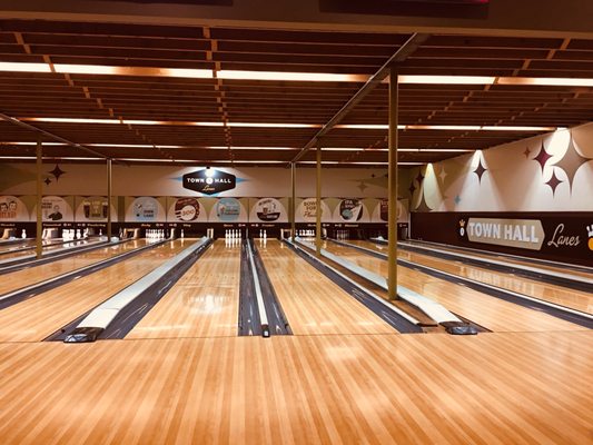 Town Hall Lanes by null