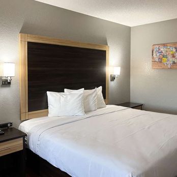 Econo Lodge - Motel Prattville AL Single King - Hotels Near Me - Prattville, Alabama Econo Lodge - Motel Prattville AL Single King - Hotels Near Me - Prattville, Alabama
