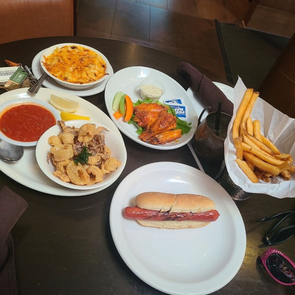City Limits Diner - Happy Hour set up - Diners Near Me - White Plains, New York City Limits Diner - Happy Hour set up - Diners Near Me - White Plains, New York