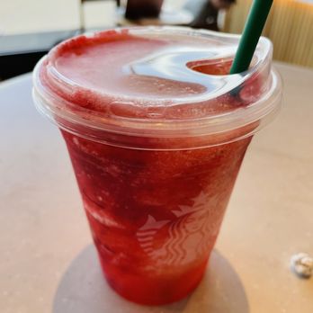 Starbucks - Strawberry lemonade - Coffee & Tea Near Me - San Marcos, California Starbucks - Strawberry lemonade - Coffee & Tea Near Me - San Marcos, California