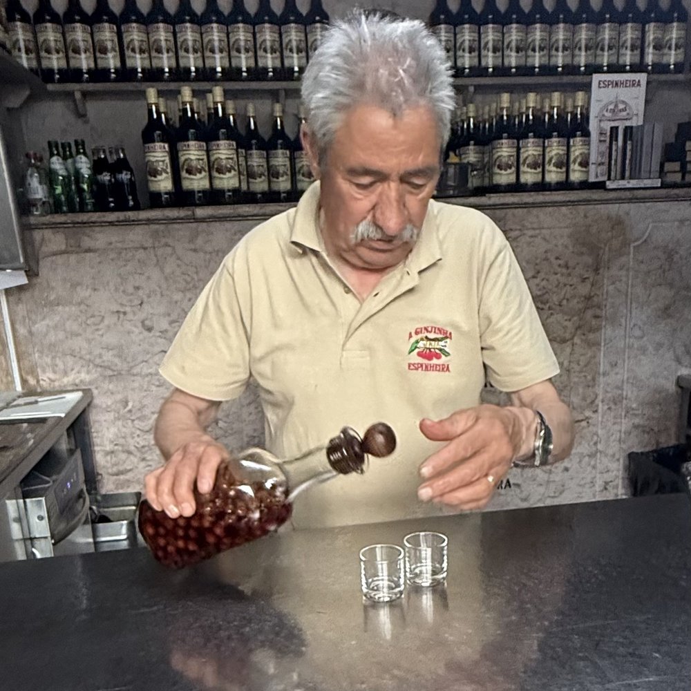 A Ginjinha - Photo 6: Pouring the ganjinha - Beer, Wine & Spirits Near Me - Lisbon, 11
