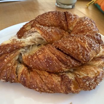 The Sparrow Bakery - Cinnamon bun 5/5 - Coffee & Tea Near Me - Bend, Oregon