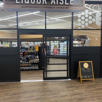 Big Y - Liquor store - Grocery Near Me - Uxbridge, Massachusetts
