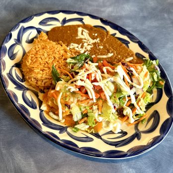Viva Tacos & Tequila - Olathe - Build-Your-Own Lunch - Burrito with Supreme Toppings - Mexican Near Me - Olathe, Kansas Viva Tacos & Tequila - Olathe - Build-Your-Own Lunch - Burrito with Supreme Toppings - Mexican Near Me - Olathe, Kansas