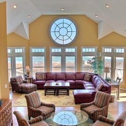 Corolla Classic Vacations - Amazing great room
